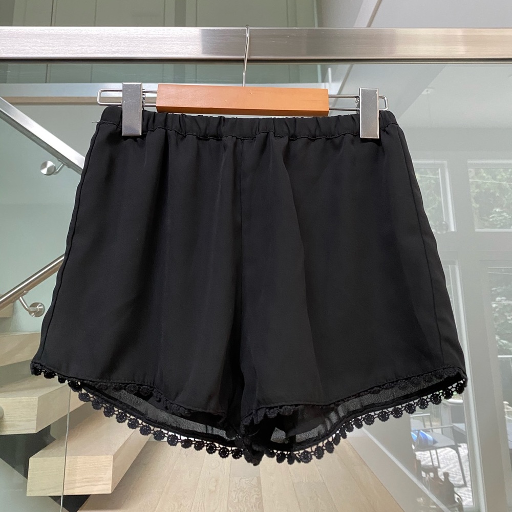 cute brandy Melville black flowy shorts